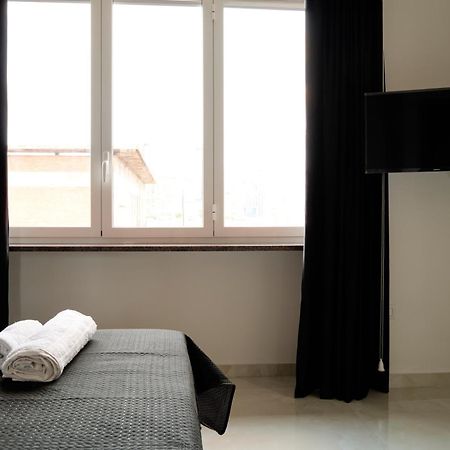 Napoli Central Lumina Suites Екстер'єр фото