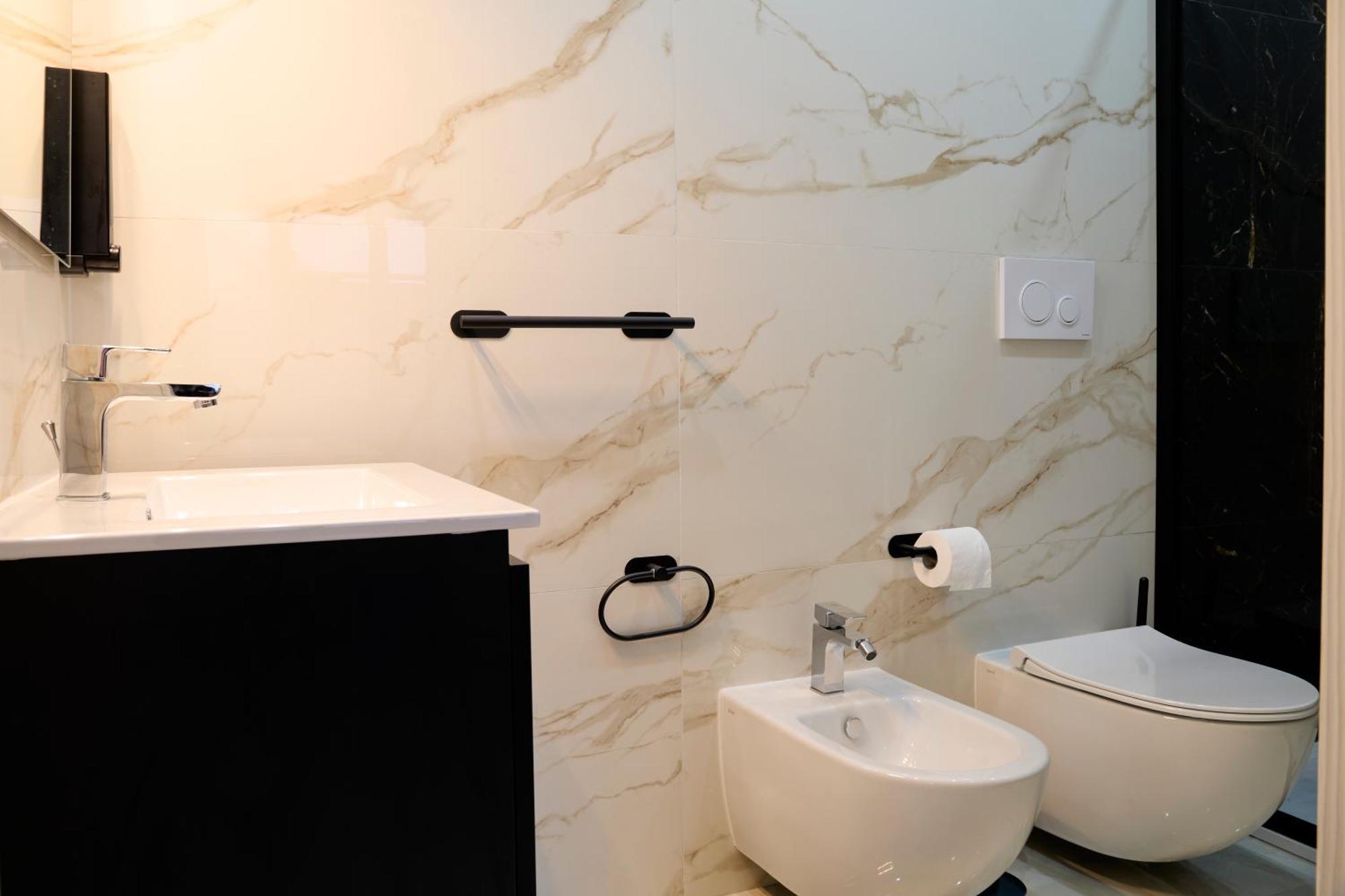 Napoli Central Lumina Suites Екстер'єр фото