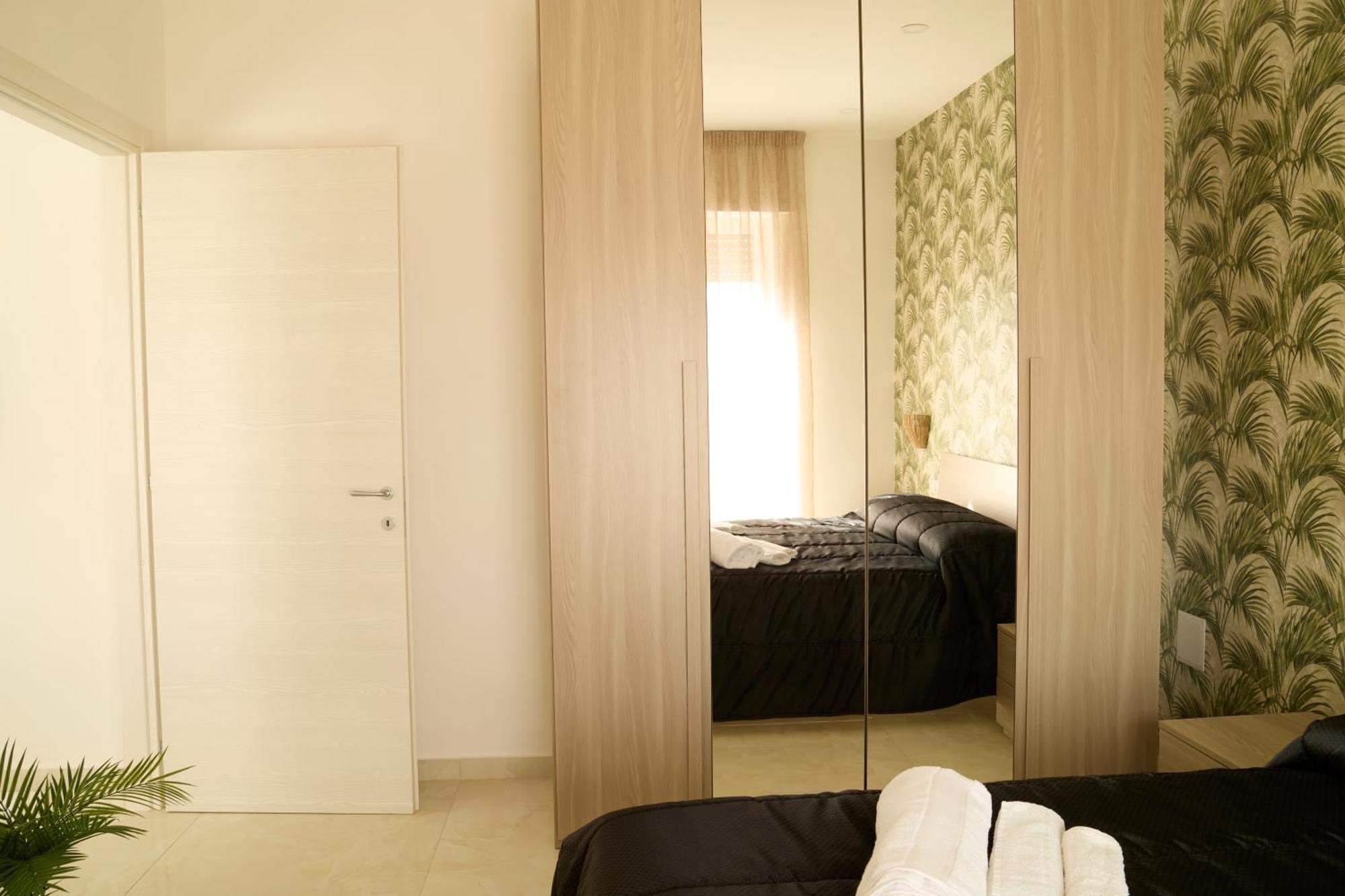 Napoli Central Lumina Suites Екстер'єр фото