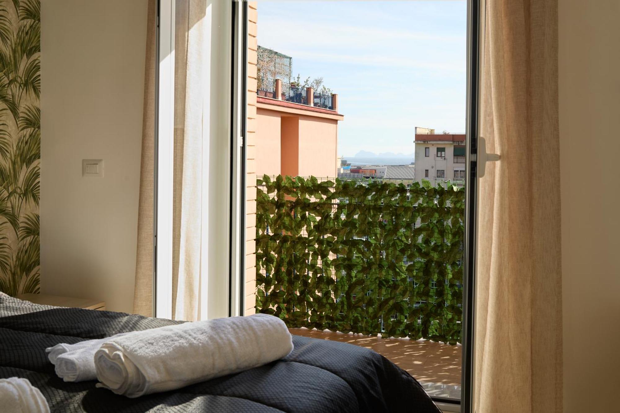 Napoli Central Lumina Suites Екстер'єр фото